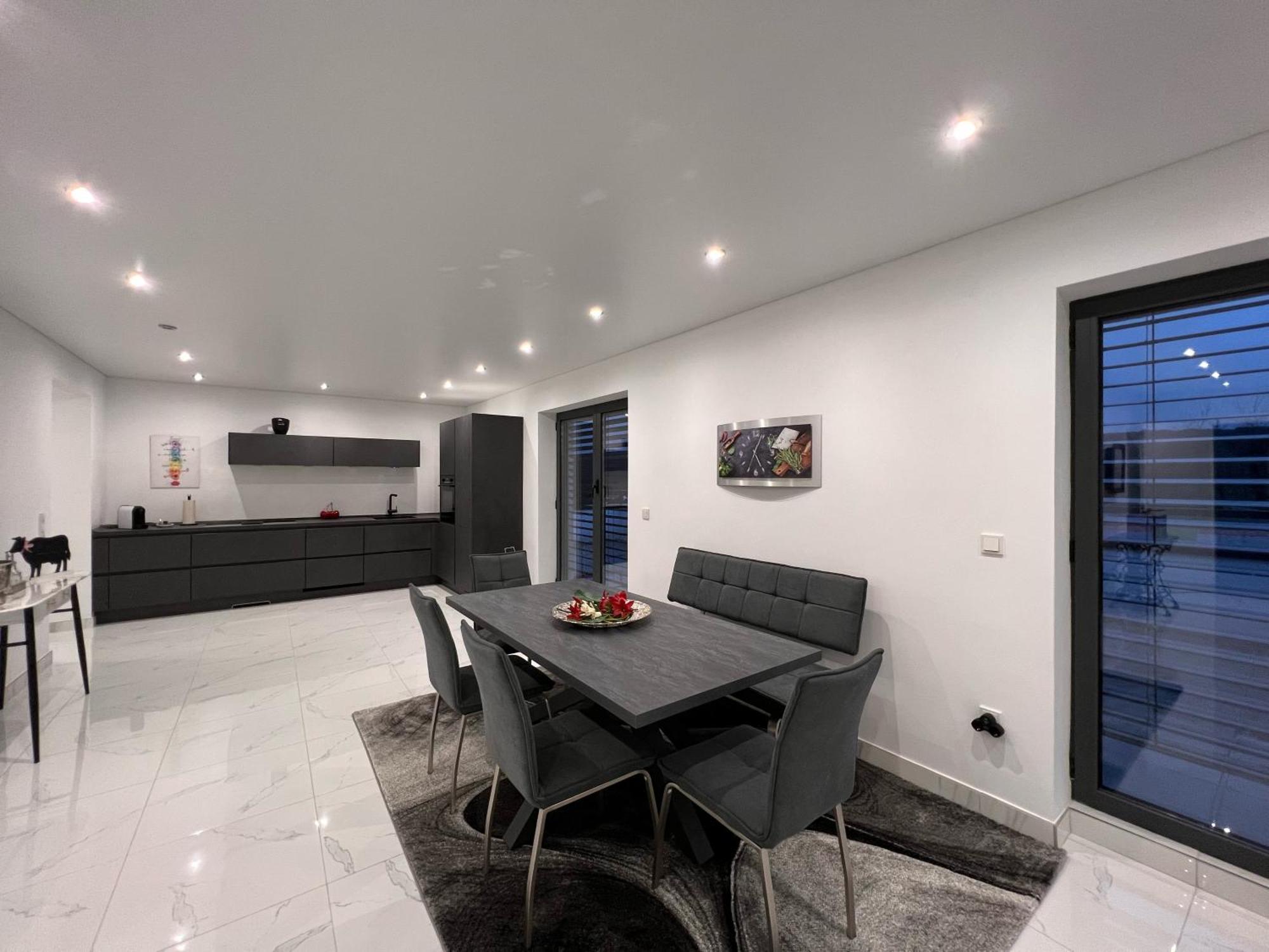 Penthouse M1 Lägenhet Neunkirchen  Exteriör bild